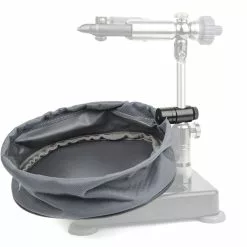 Trash Bin + Magnetic Release